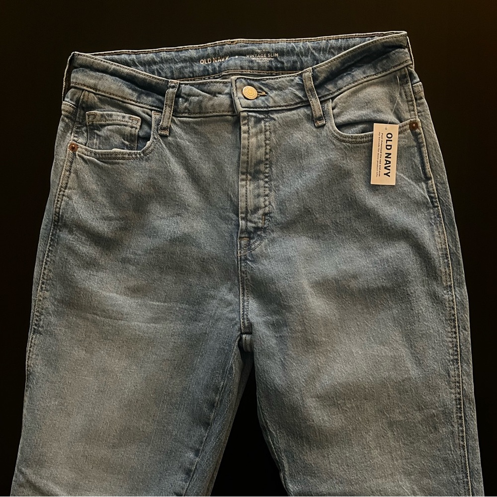 NWT Old Navy Vintage Slim High Rise Denim—Women’s 8
